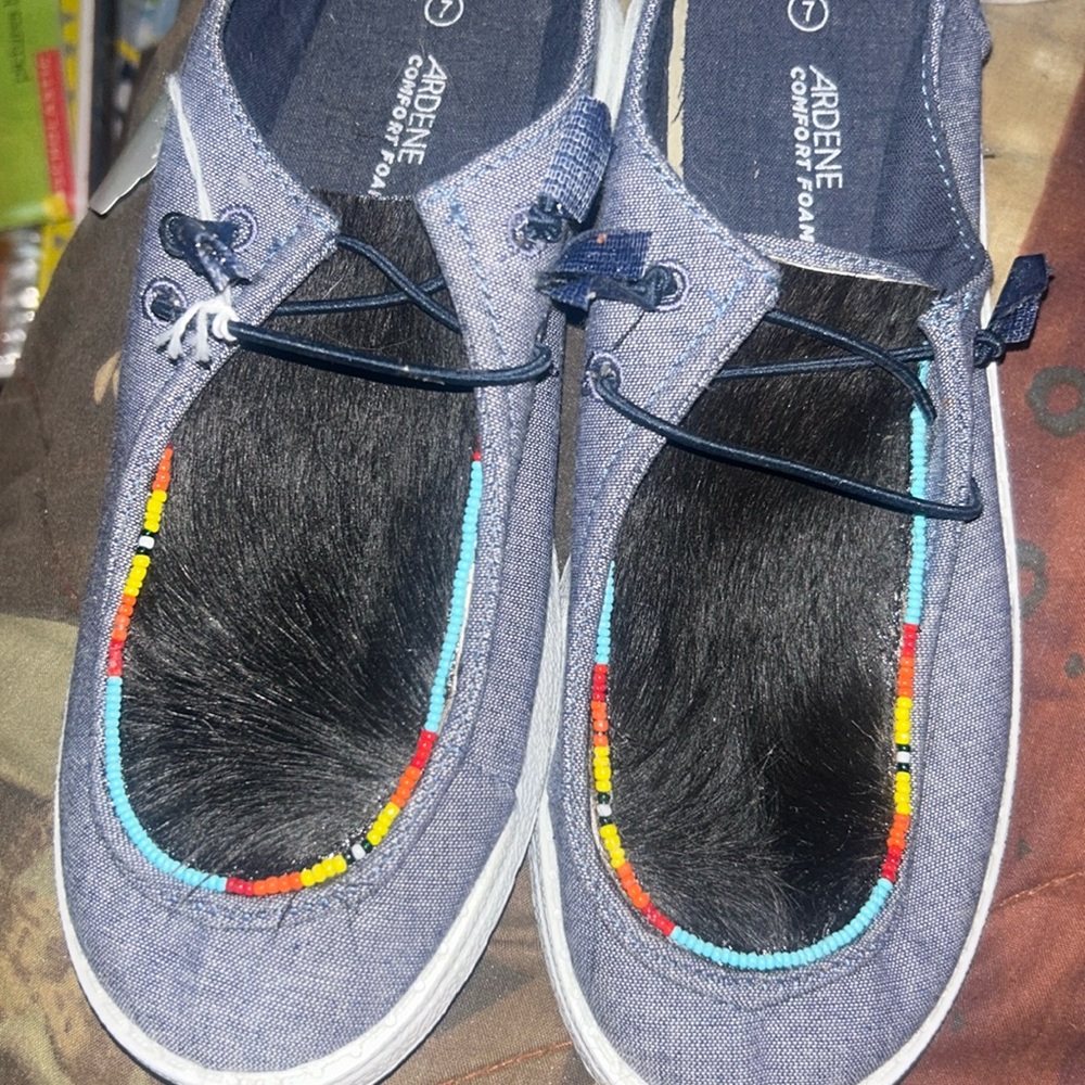 Like new custom cowhide slip hide slip on shoe
